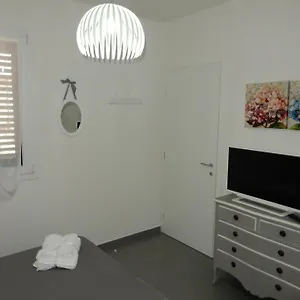 Acasamia Sulla Laguna Apartment